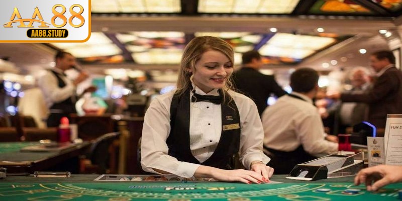 Dealer Là Gì Trong Casino? Vai Trò Quan Trọng Khi Tham Gia Tại AA88 - GOLDFLAME69